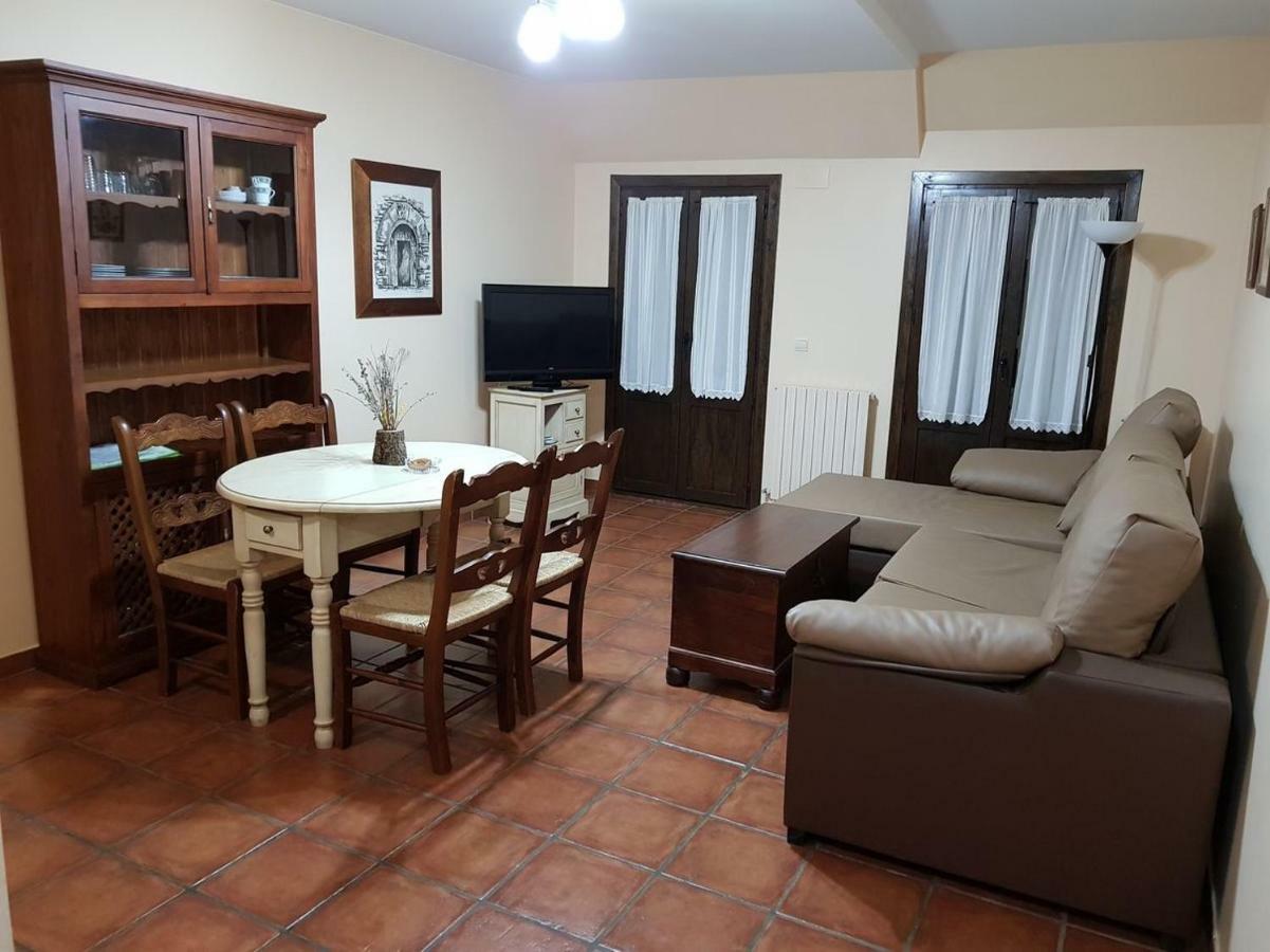 Apartamentos Casa Alcaire Gavín Exteriör bild